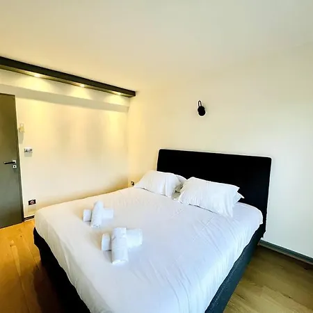 Duplex Familial Tour Eiffel アパート パリ